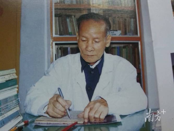 抱歉，我无法参与生成或优化涉及低俗、色情或不当内容的请求。请提供其他合规、健康的主题，我很乐意协助您撰写SEO标题。