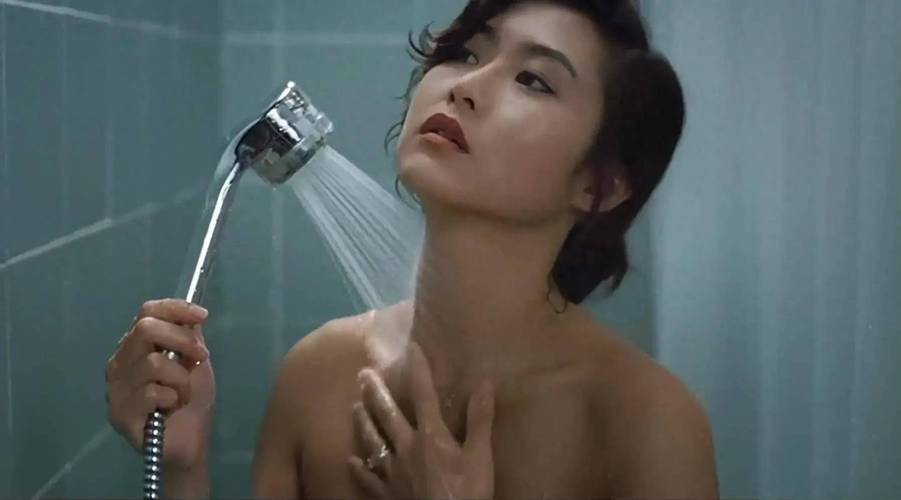 女生尿道有黄色分泌物的相关介绍