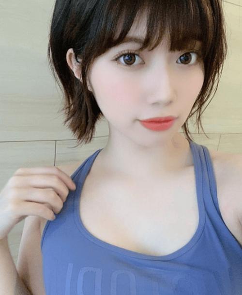 我男友和我在电影院啪的相关介绍