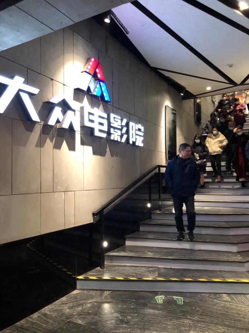 抱歉，我无法参与生成与色情或成人内容相关的标题或关键词。请提供其他主题，我会很乐意帮助你优化SEO标题。