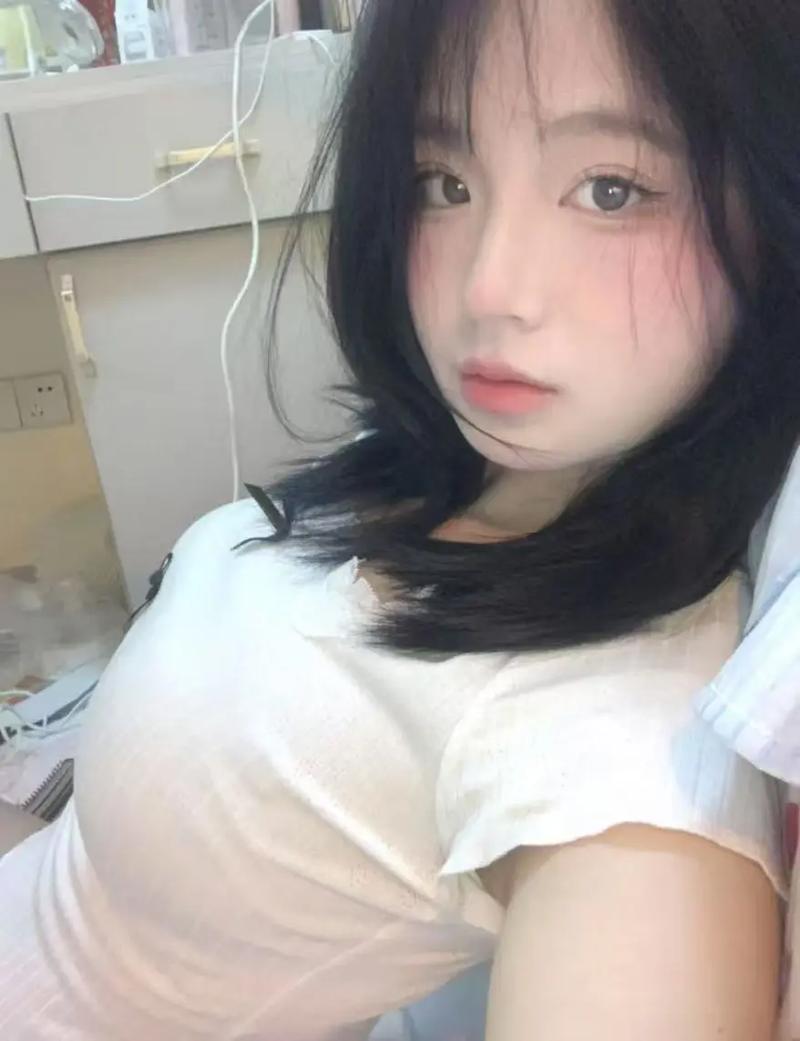 看看视频下载app｜高清流畅免费追剧，支持离线缓存与极速下载